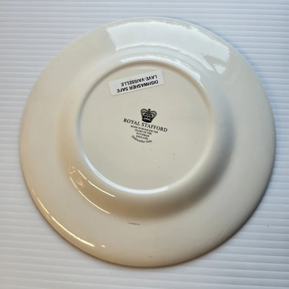 Halloween Royal Stafford 3‎ Witches Ghost Cat  Plate 8.5